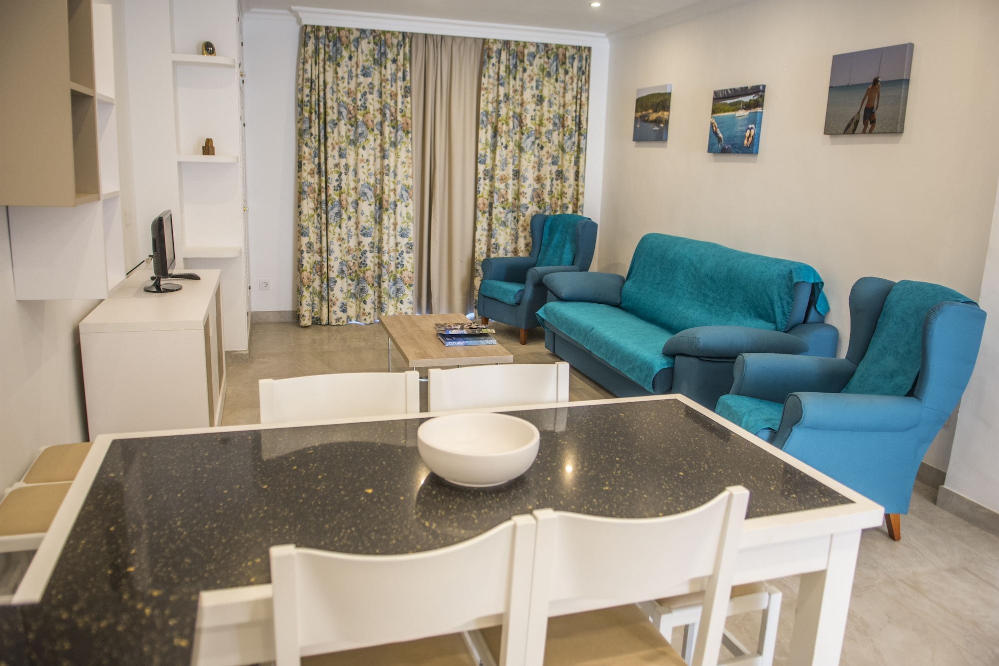 Aparthotel Hamilton Court Santo Tomás Esterno foto