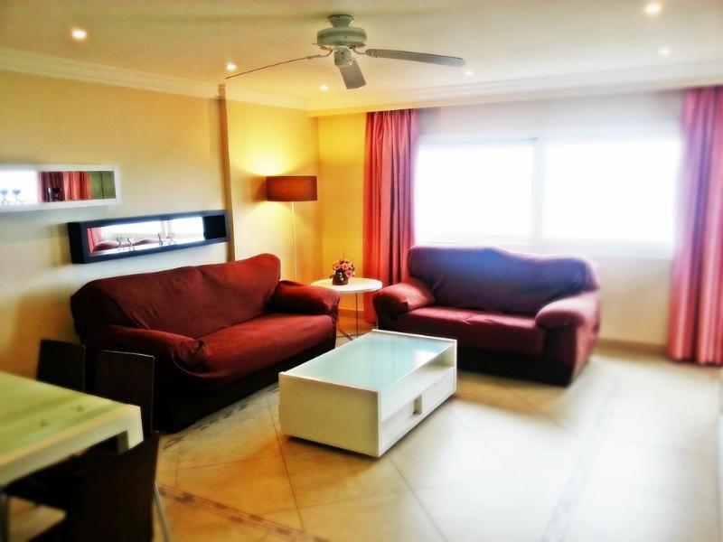 Aparthotel Hamilton Court Santo Tomás Camera foto