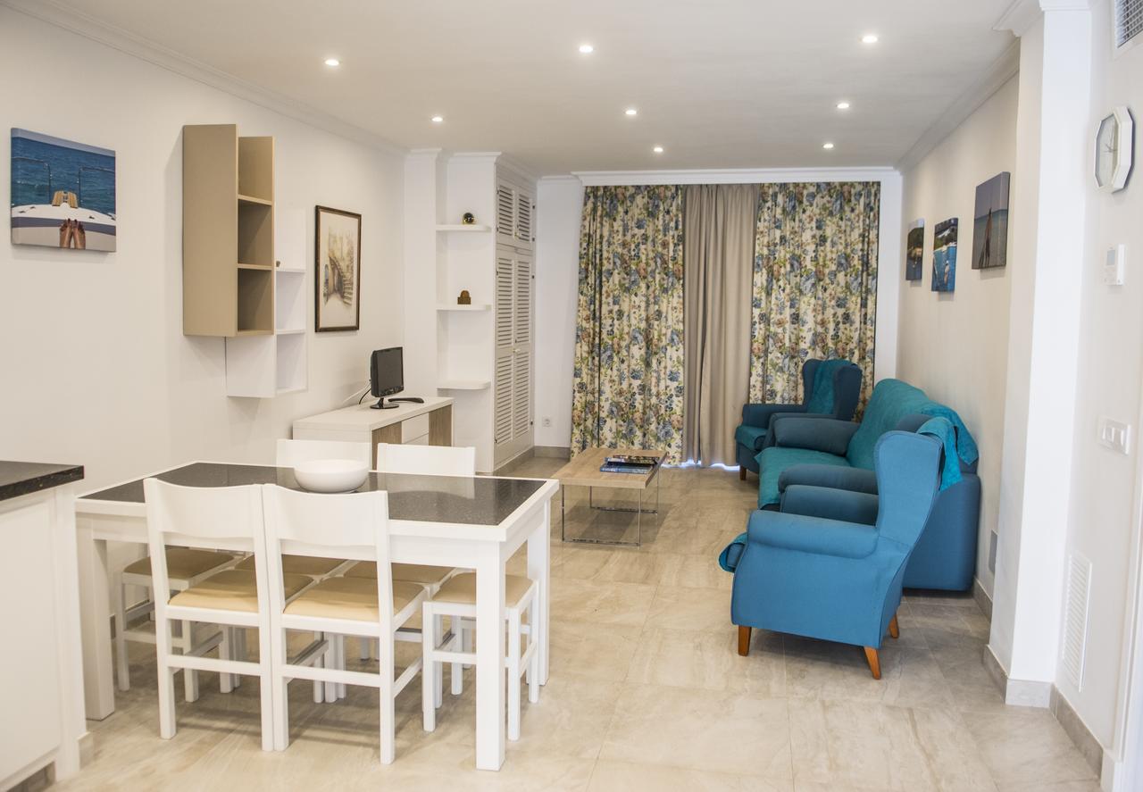 Aparthotel Hamilton Court Santo Tomás Esterno foto